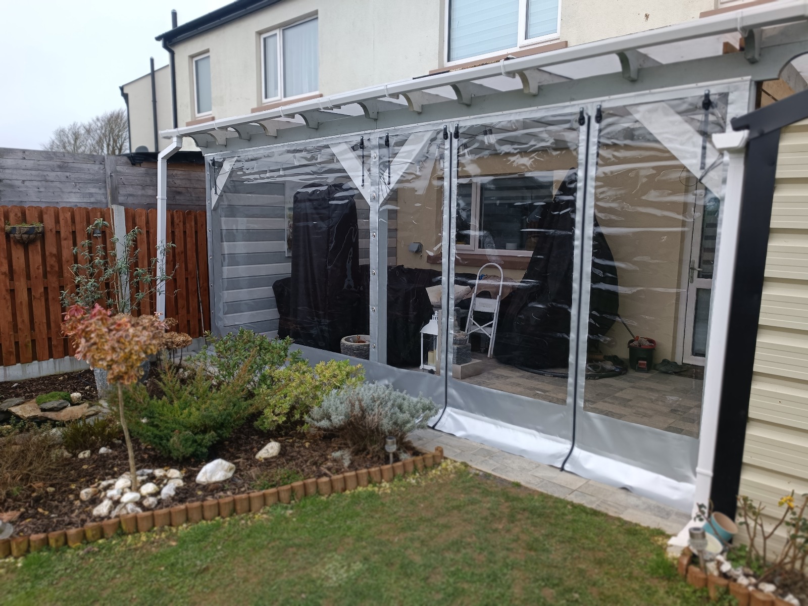 Wind / Rain Cover 