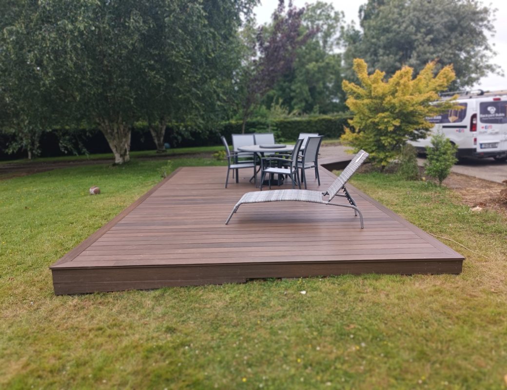 Composite and Wooden Decking_8