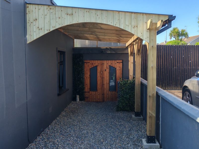 Wooden and Aluminum Pergola