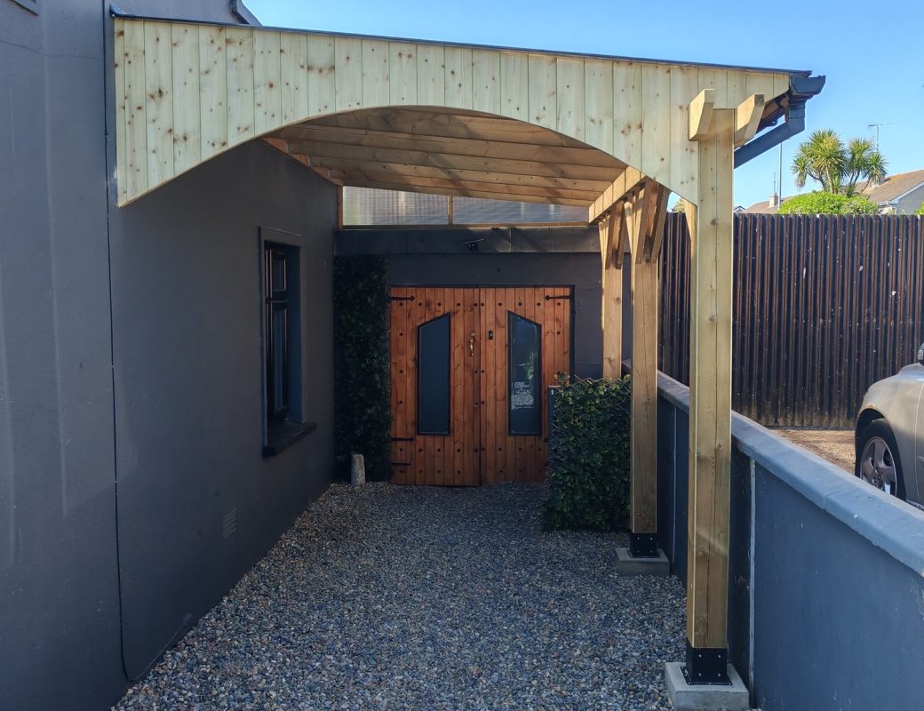 Wooden and Aluminum Pergola